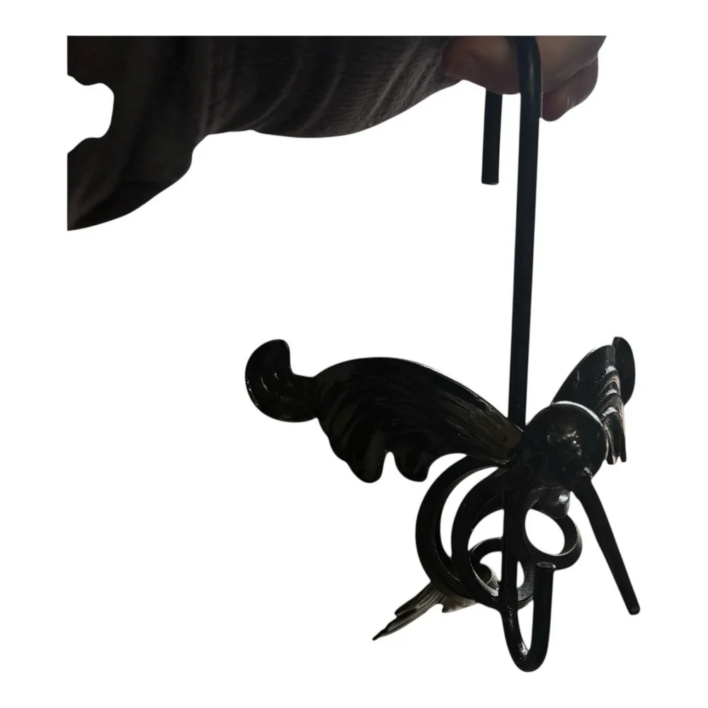 The Unbranded Brand approx from